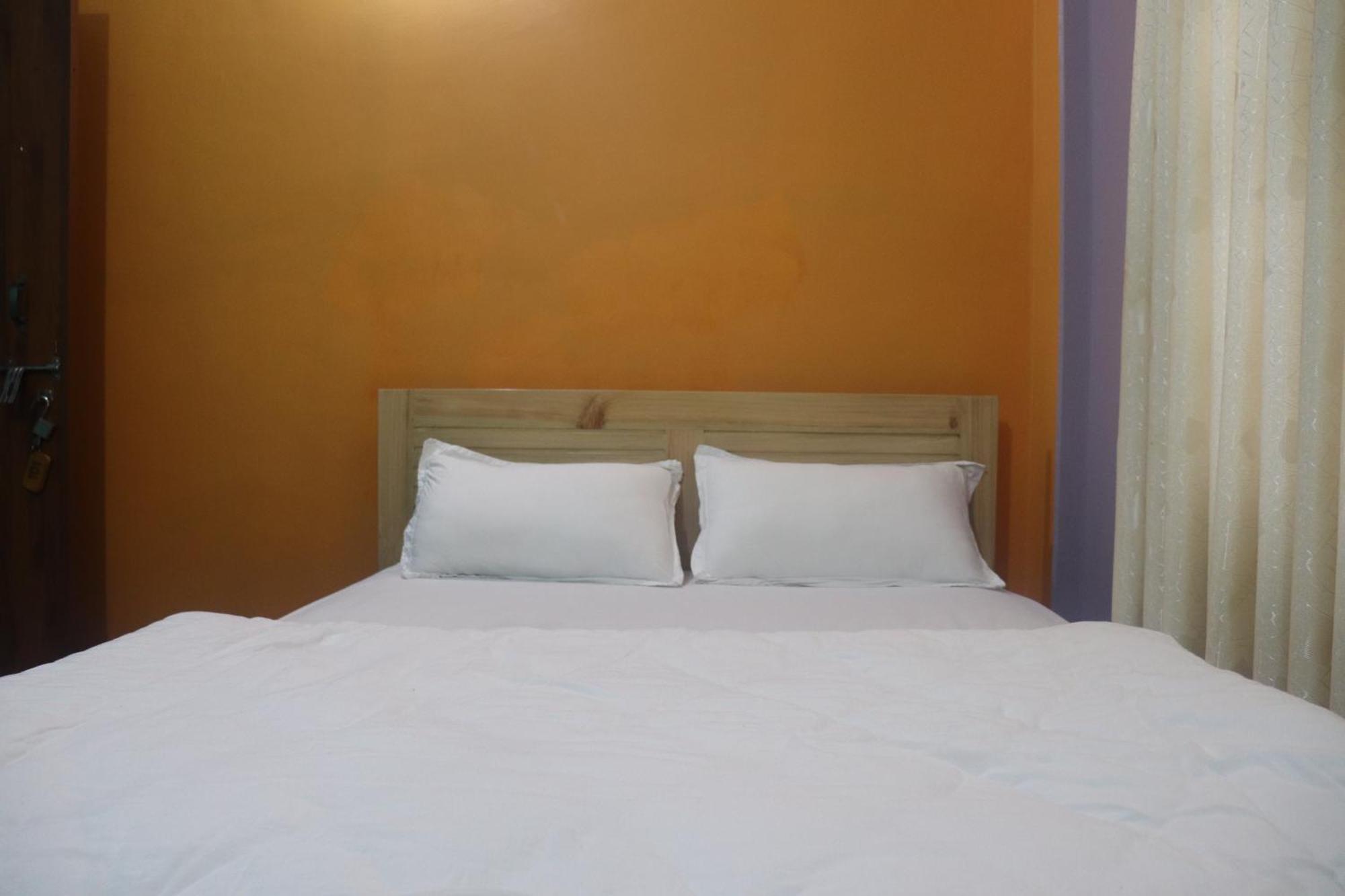 Hotel Young'S Stupa Ranipauwa Phòng bức ảnh